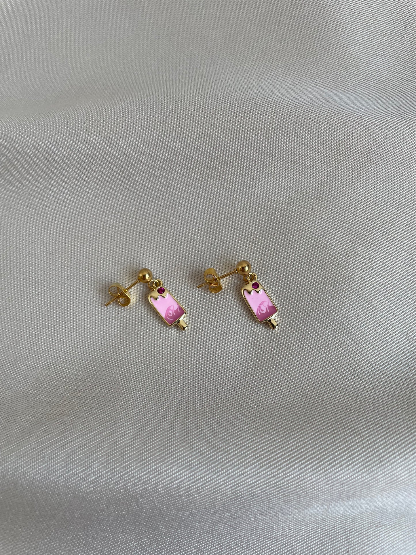 Strawberry ice cream