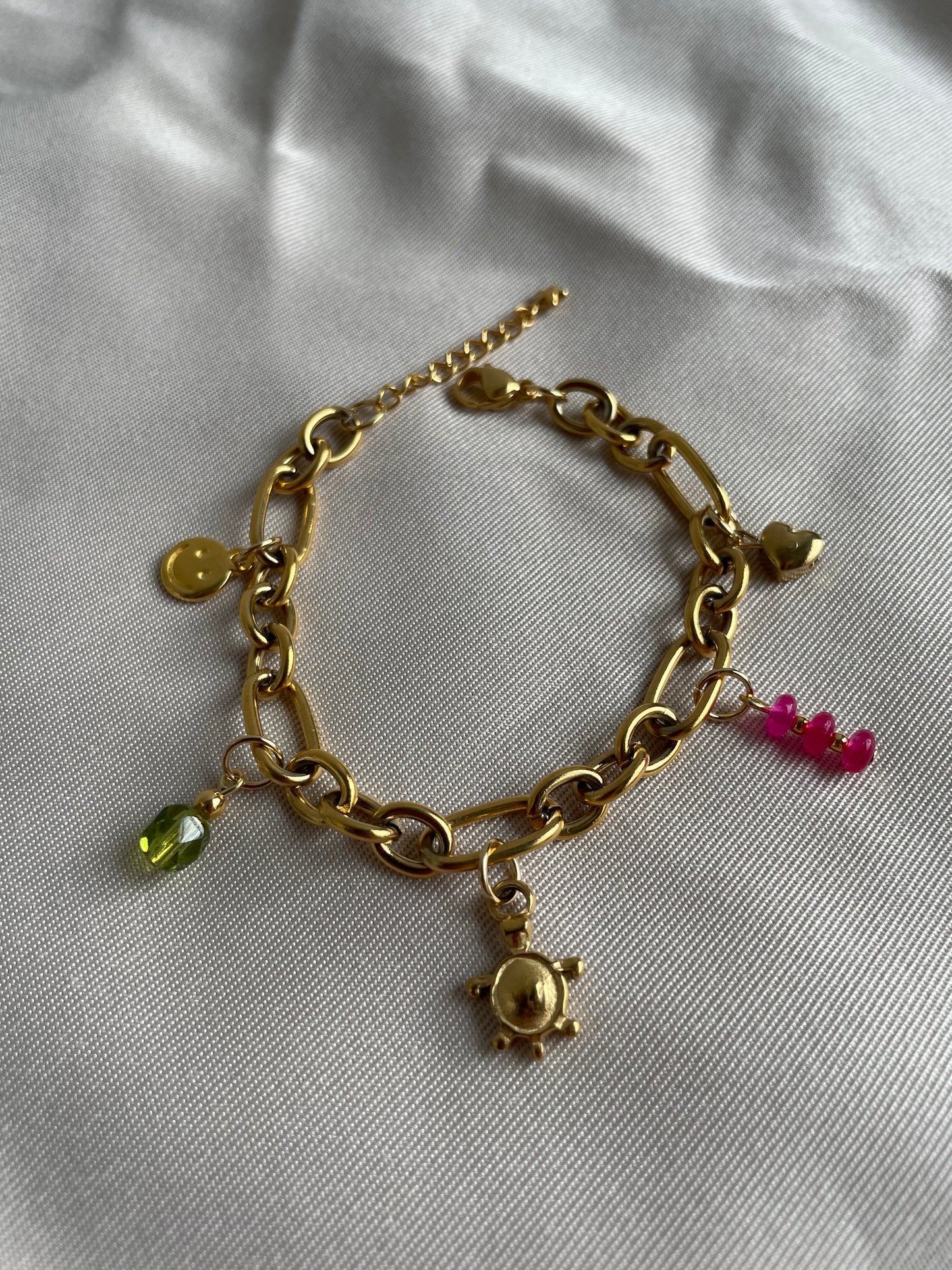 Charm bracelet