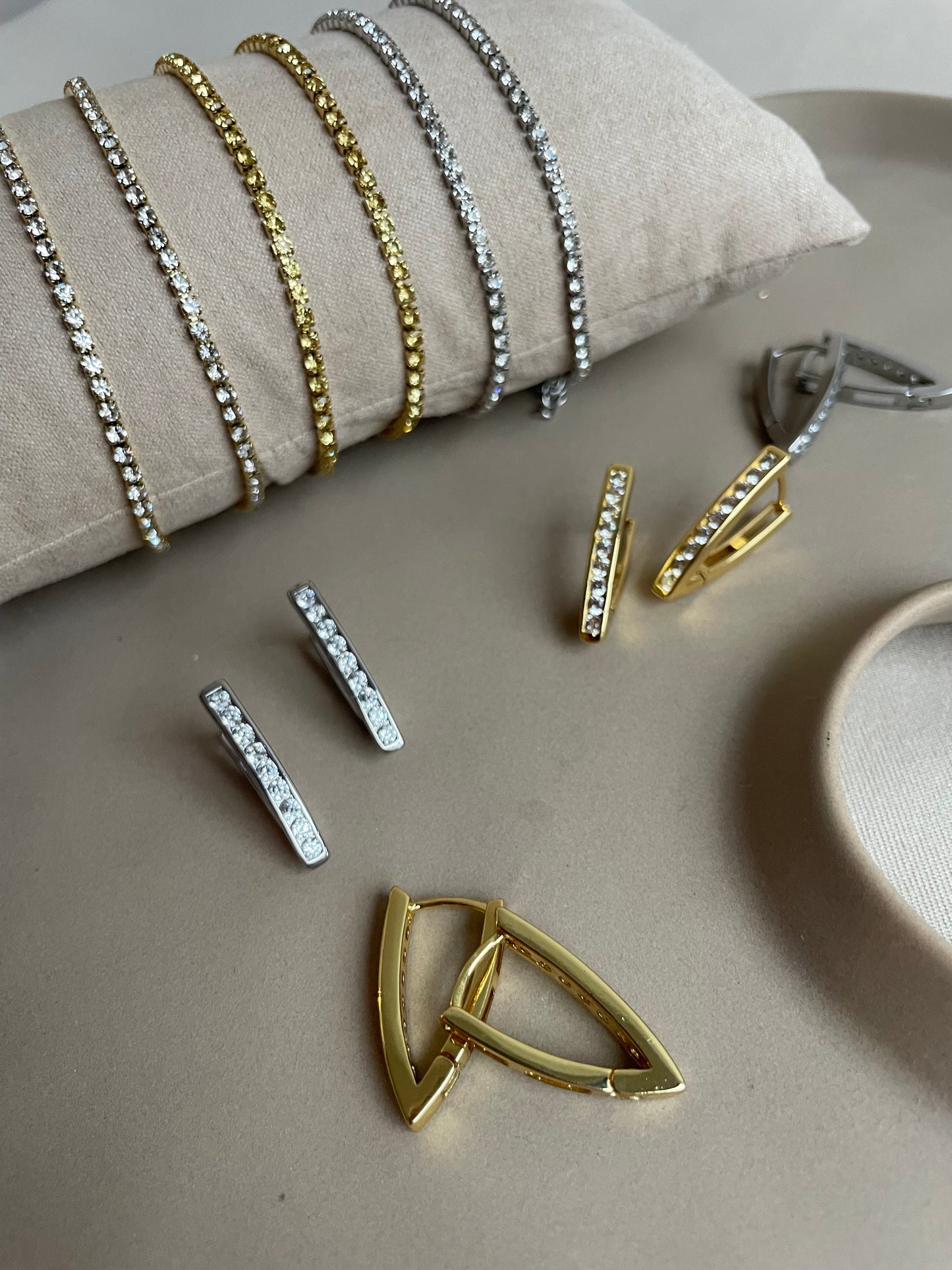 Gold Sparkle V Earrings