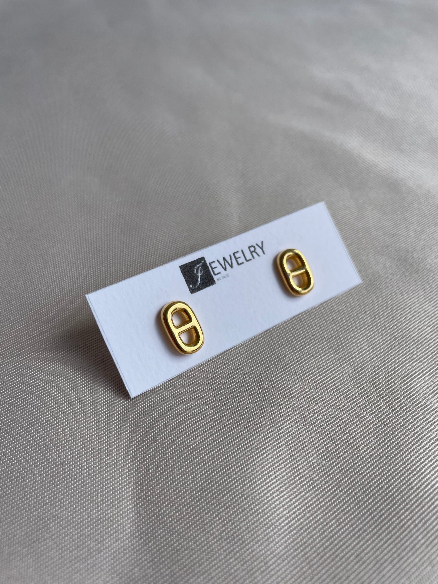 Luxe oval studs