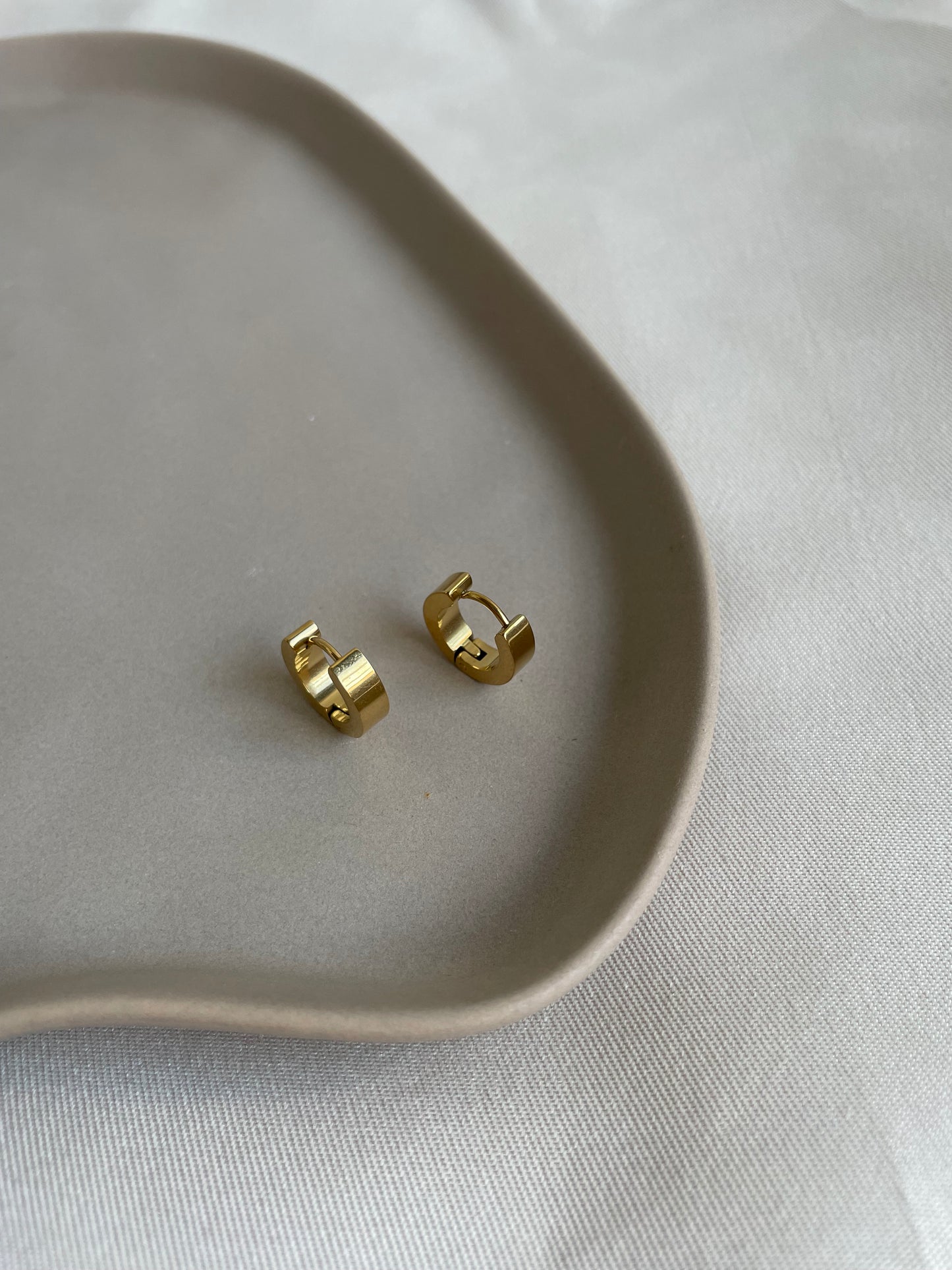 Classic bold hoops