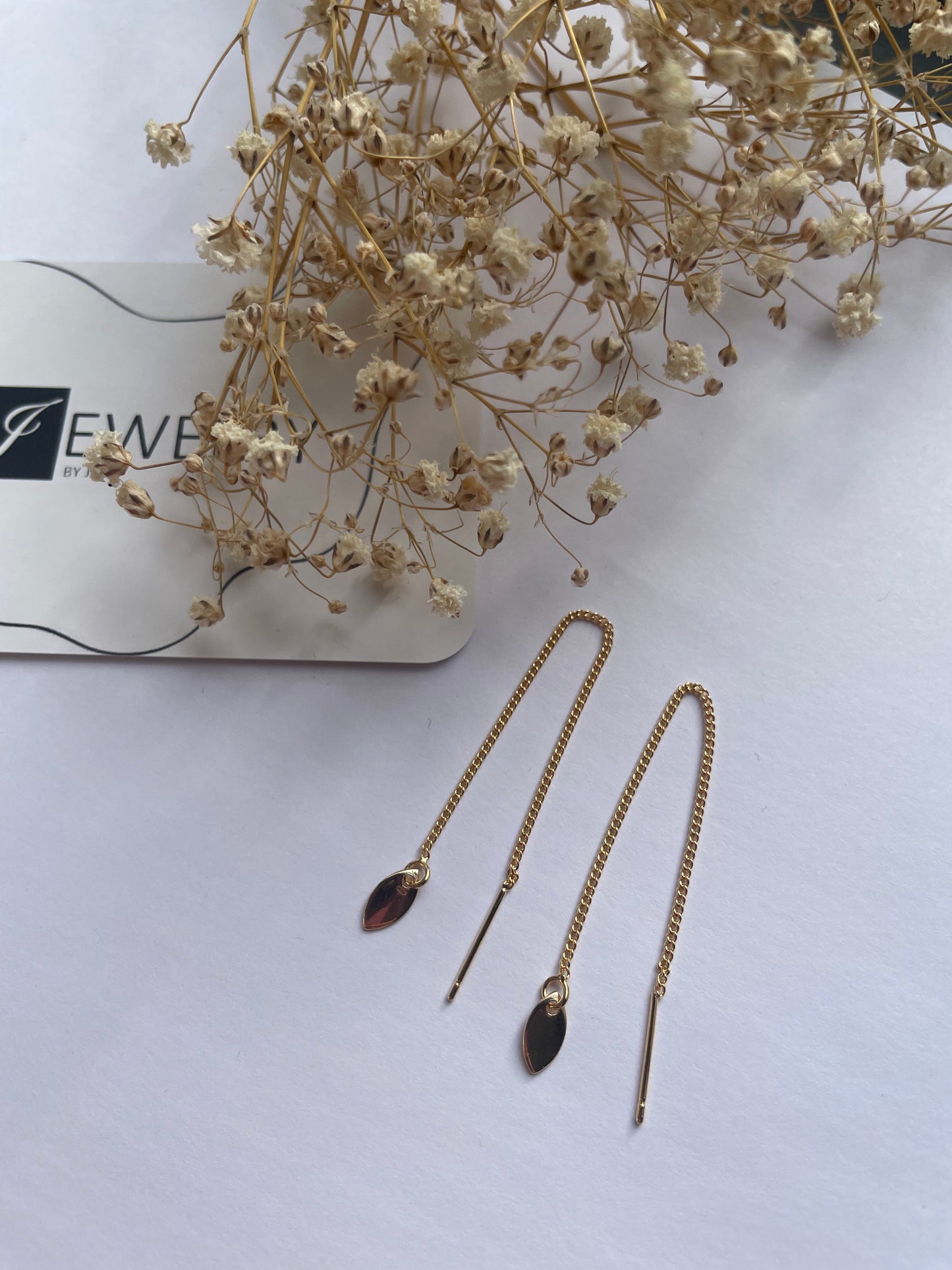 Ear chain leaves