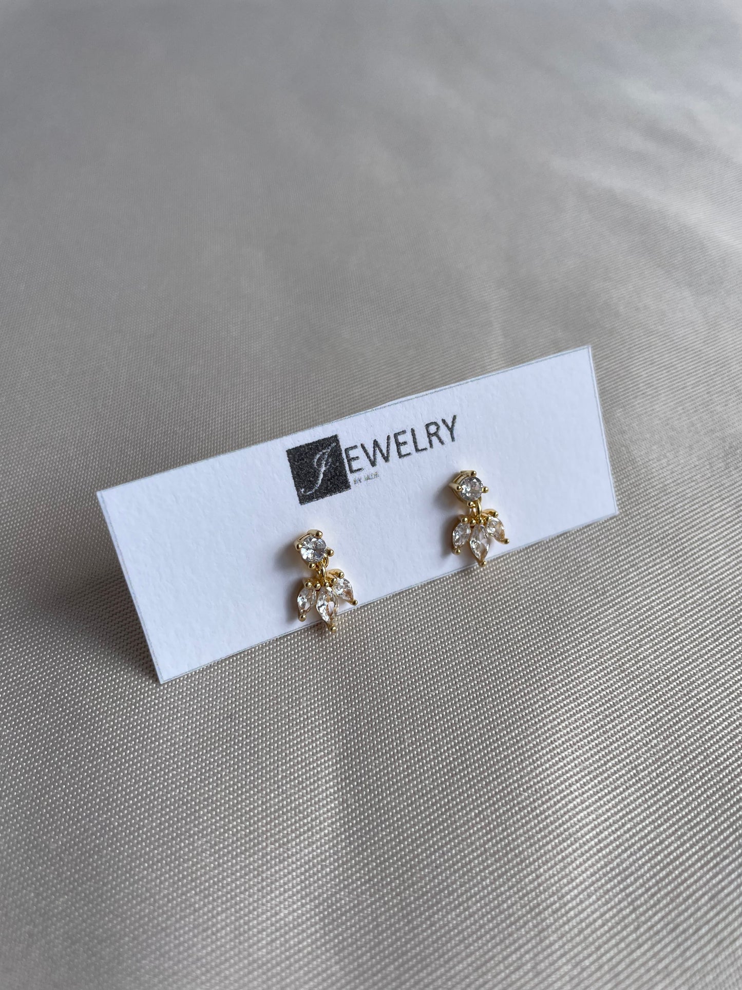 Diamond studs
