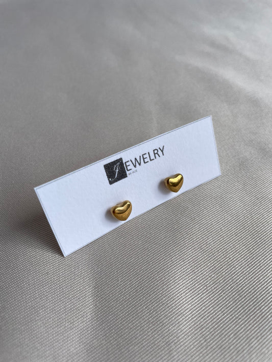 Heart studs