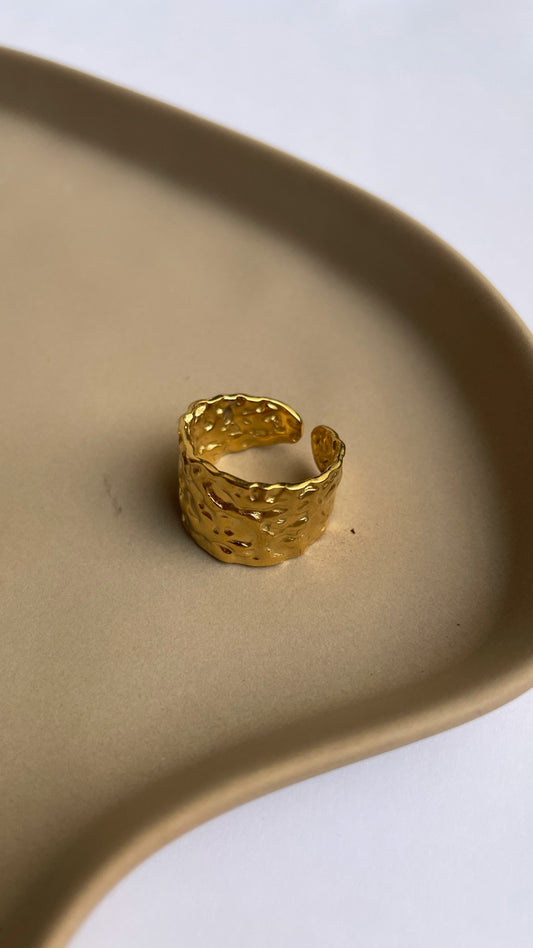 Hammered gold