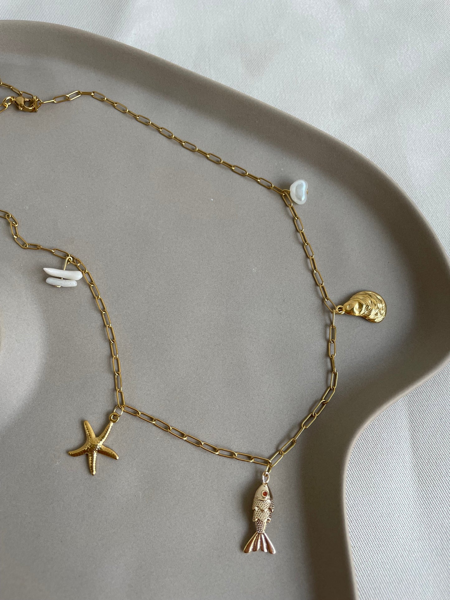 Tide & treasure
