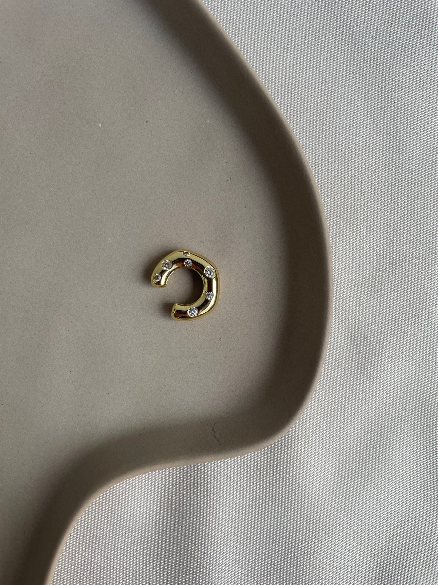 Ear cuff gold&diamond