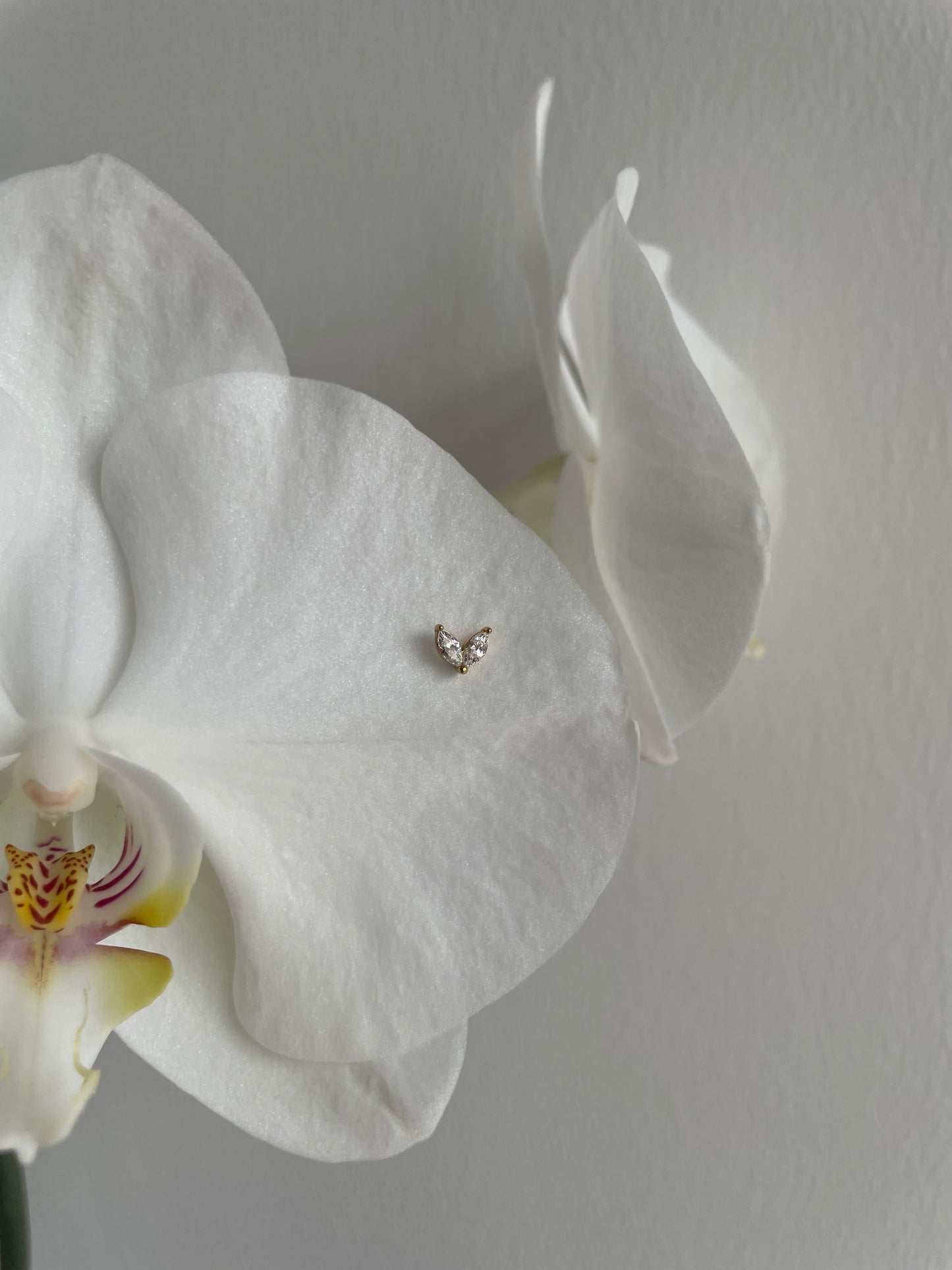 Piecing golden leaves