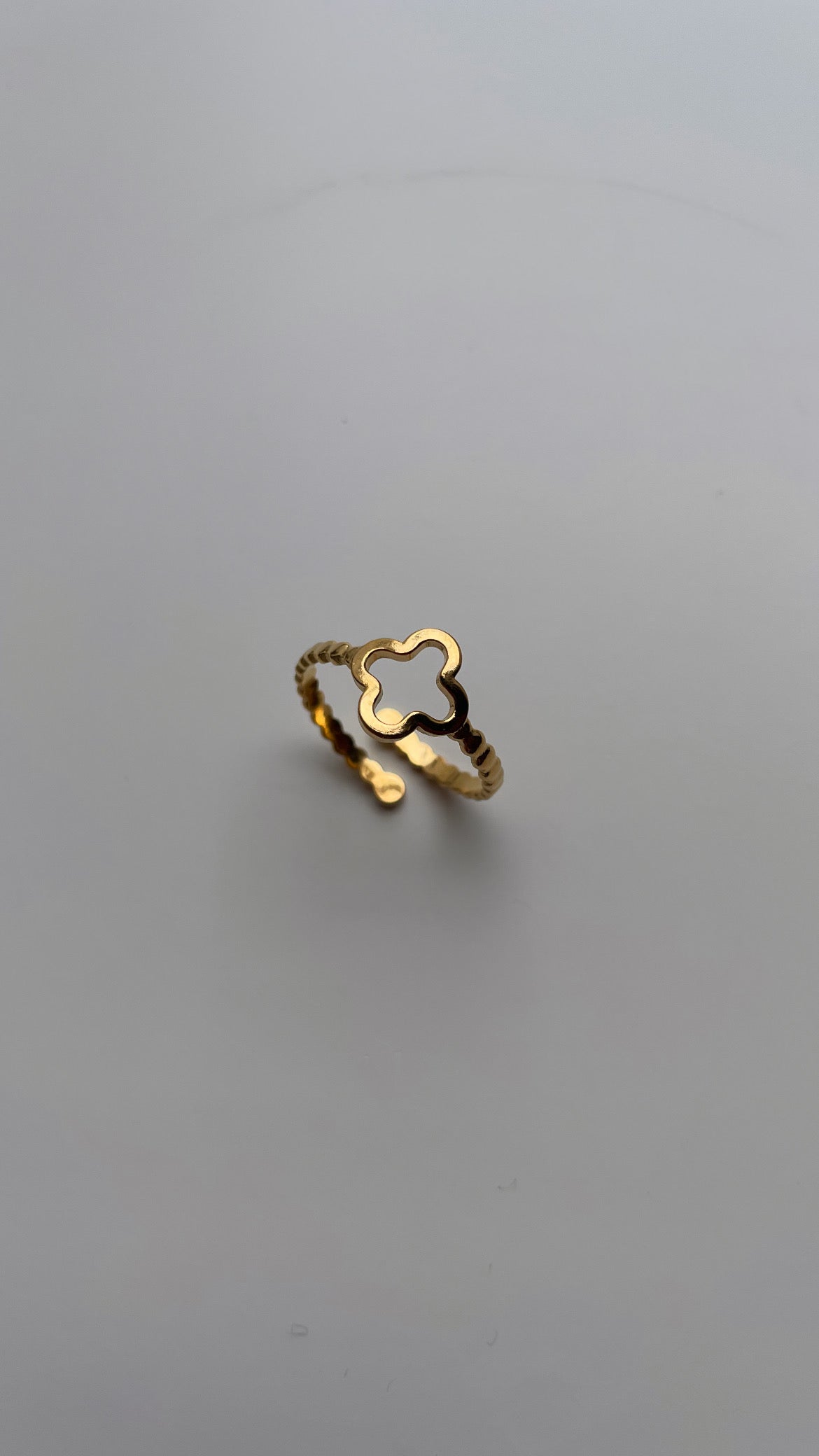 Clover gold