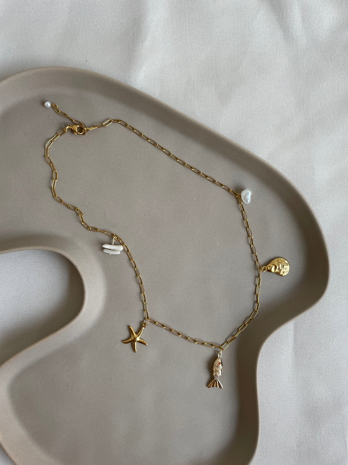 Tide & treasure